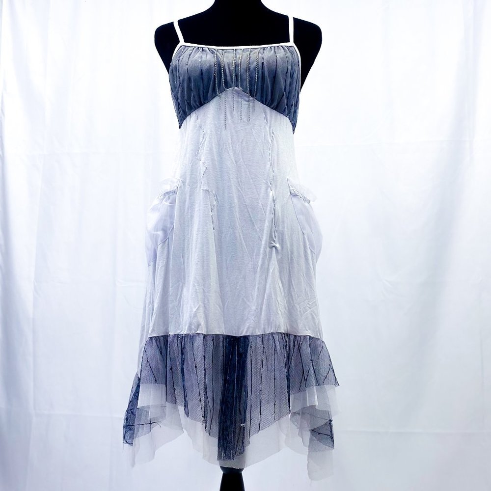 Mod'Land Paris Whimsical Tulle Intricate Detail Fairy Dress Artistic Design